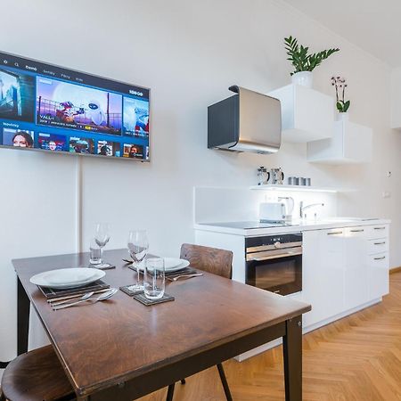 Beautiful Mala Strana Studio By Easybnb Praga Esterno foto