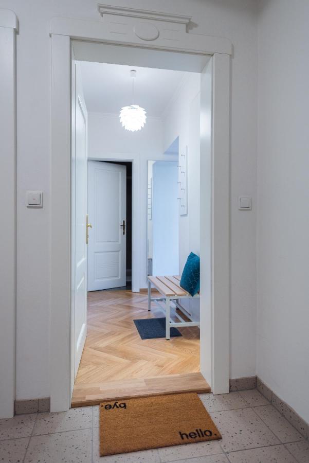 Beautiful Mala Strana Studio By Easybnb Praga Esterno foto